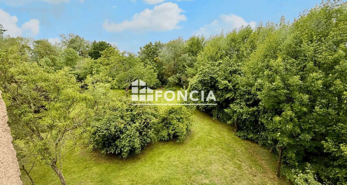 Pavillon familial avec parc arboré - photo 8