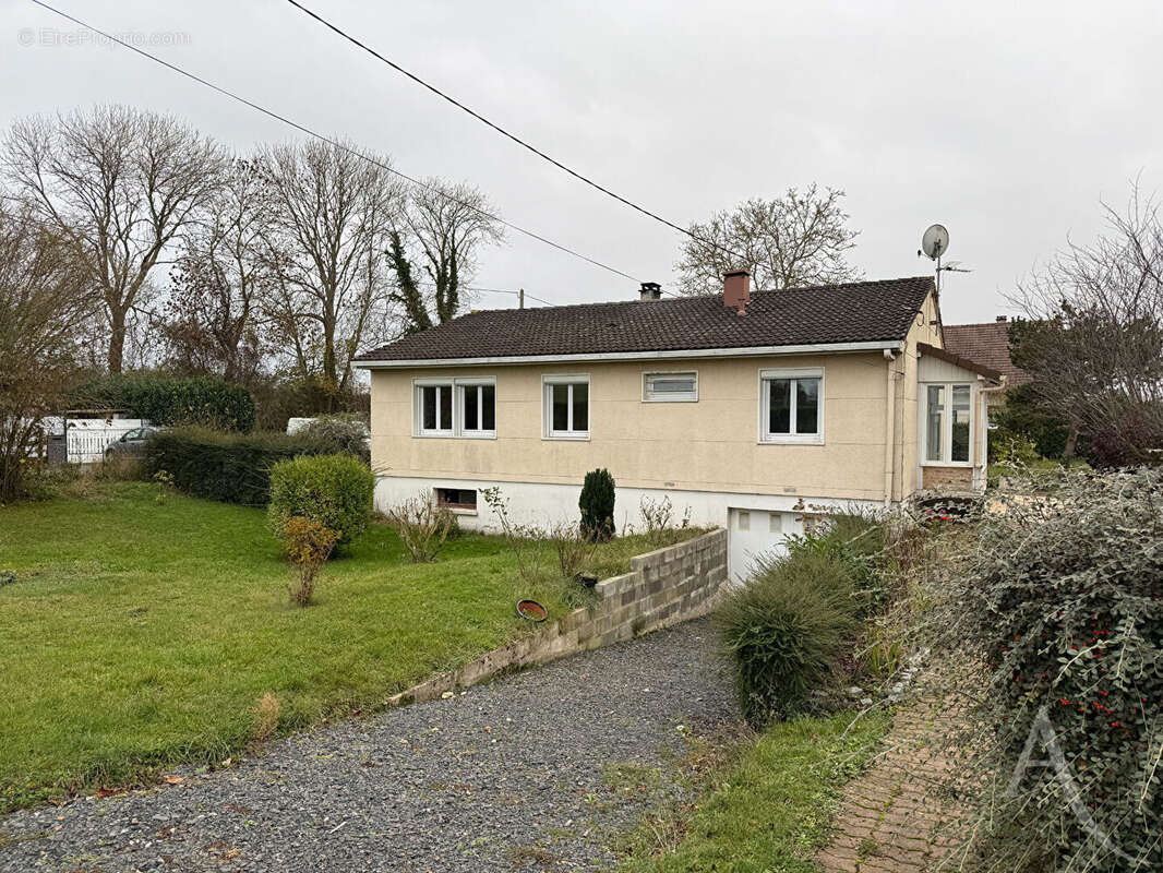 Maison à AMFREVILLE