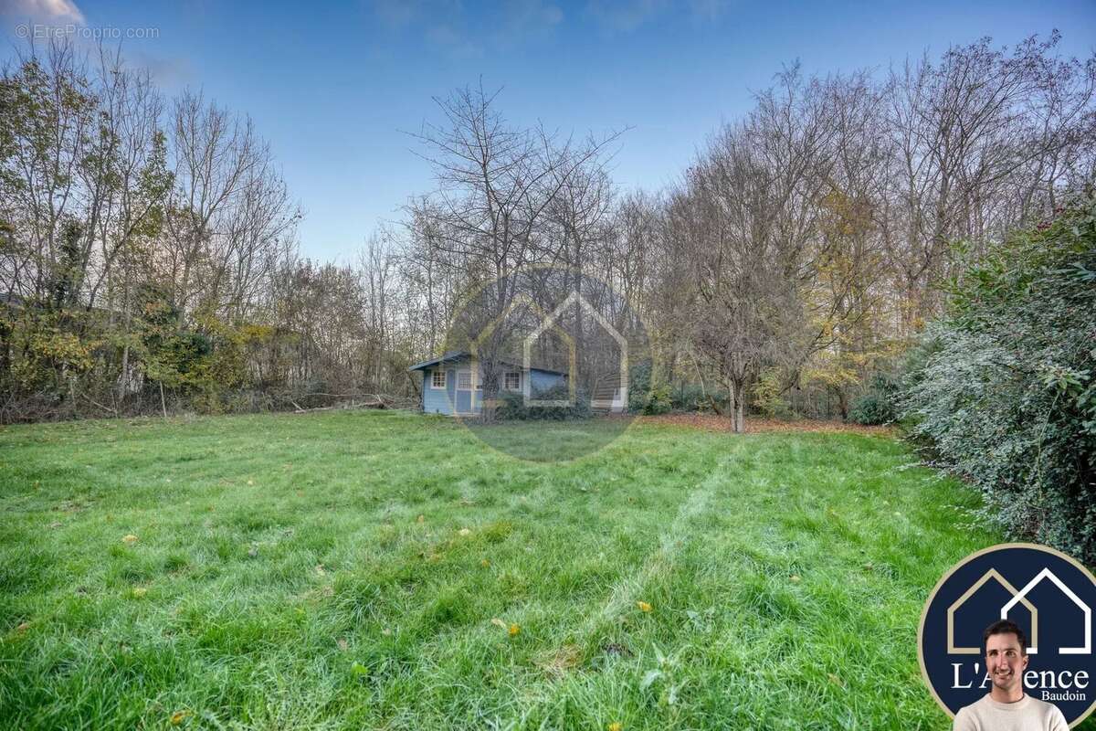 Maison à MONDONVILLE-SAINT-JEAN