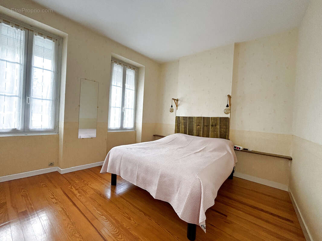 Maison à PAUILLAC