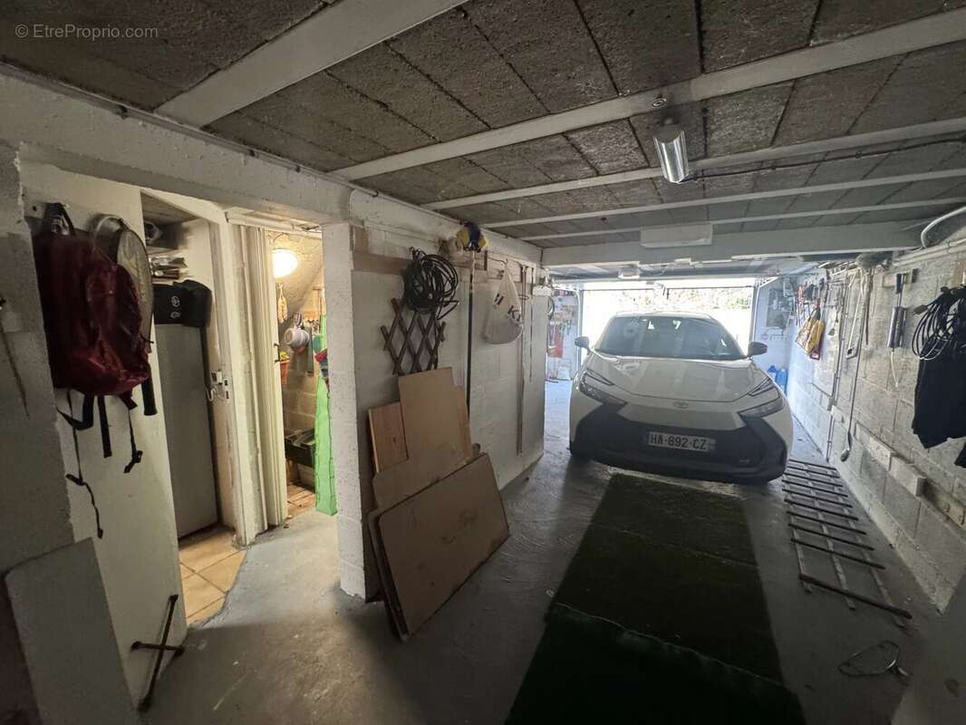 Maison à DOMART-SUR-LA-LUCE