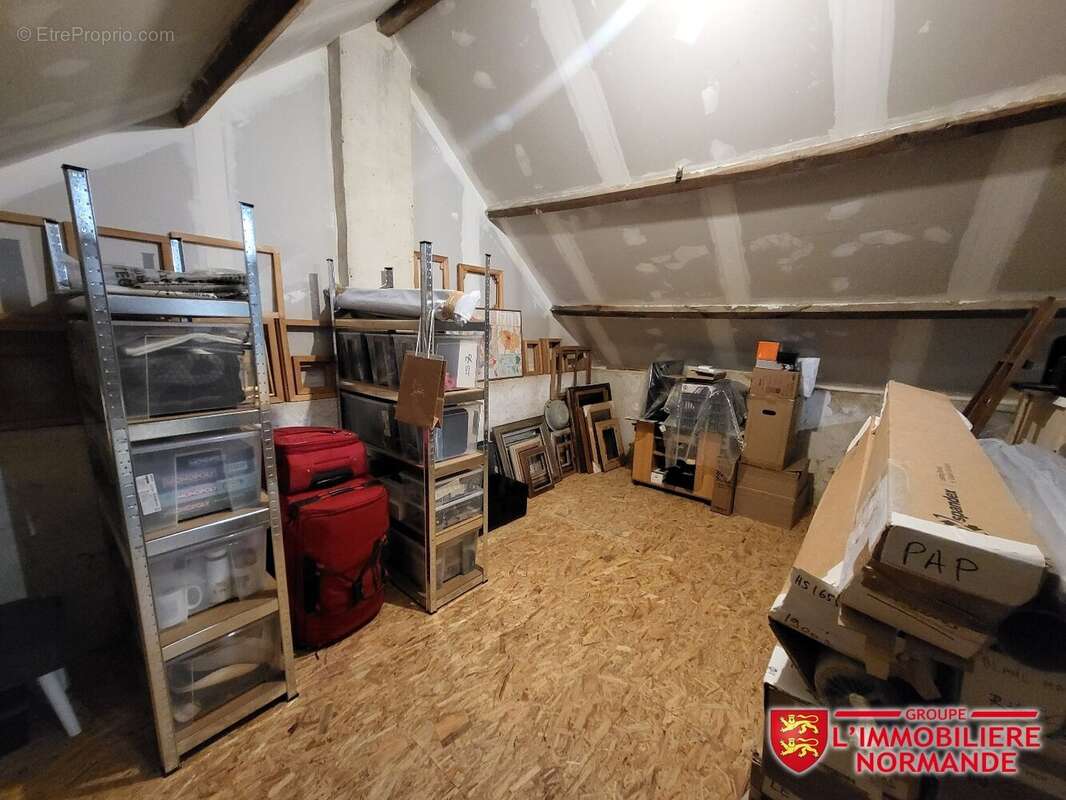 Maison à BENNECOURT