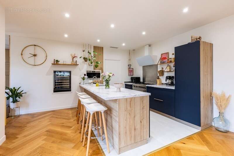 Maison à SAINT-SULPICE-ET-CAMEYRAC