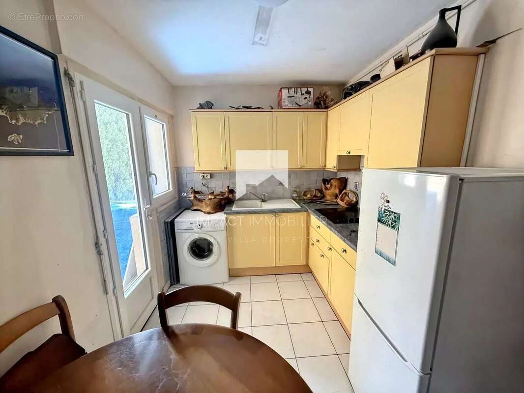 Appartement à HYERES