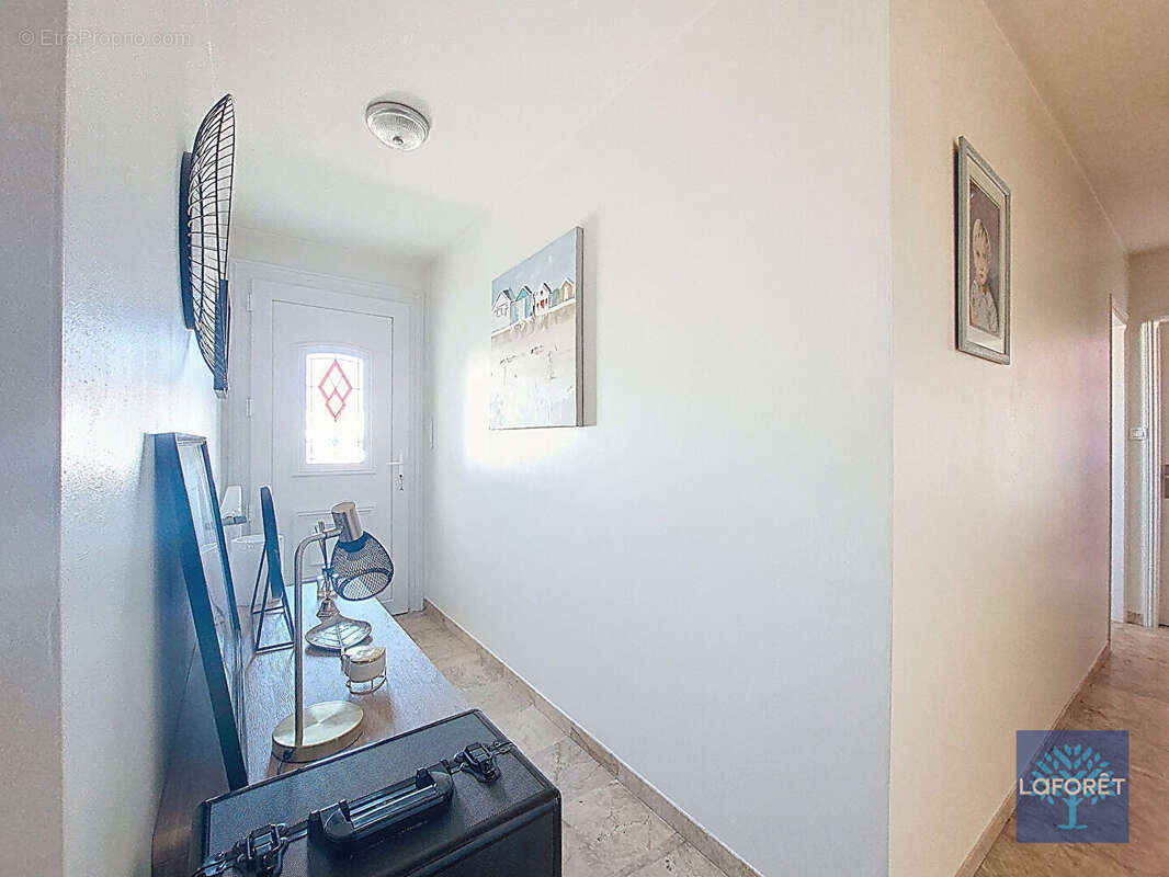 Maison à BEAUVOIR-SUR-MER