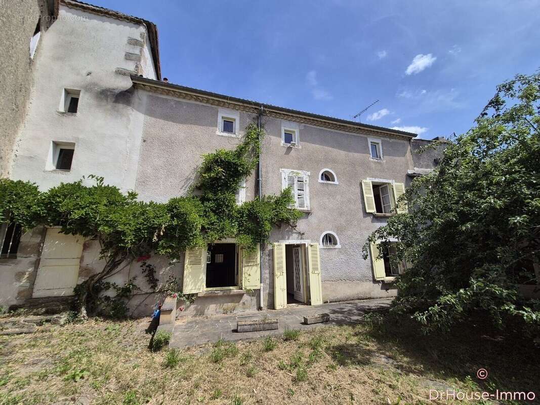 Maison 128 m² à Cunlhat  - photo 22