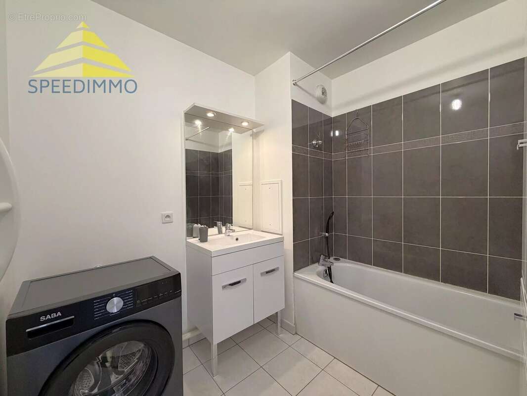 Appartement à PERIGNY