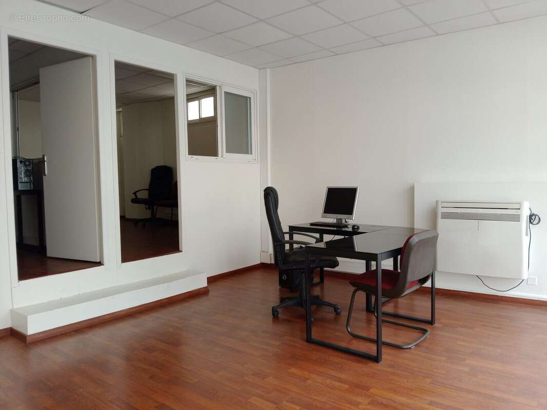 Commerce 50 m² à Pau  - photo 2