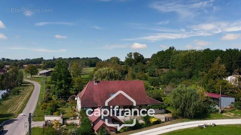 Maison à BLETTERANS