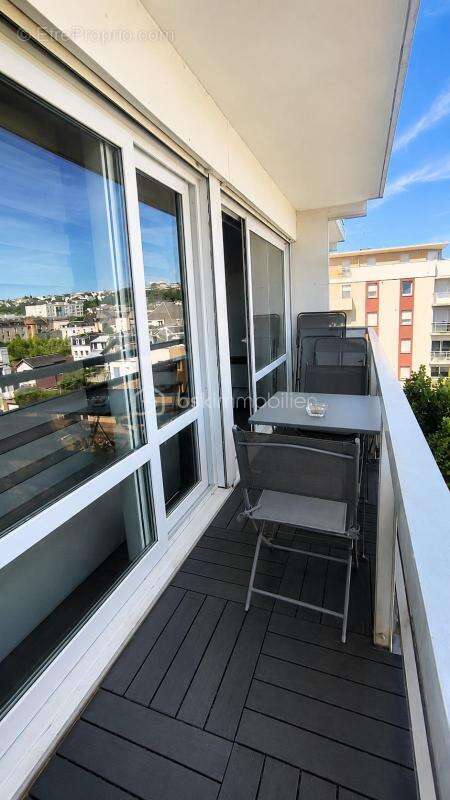 T4 coup de cœur – lumineux, 2 balcons et parking privatif - photo 5