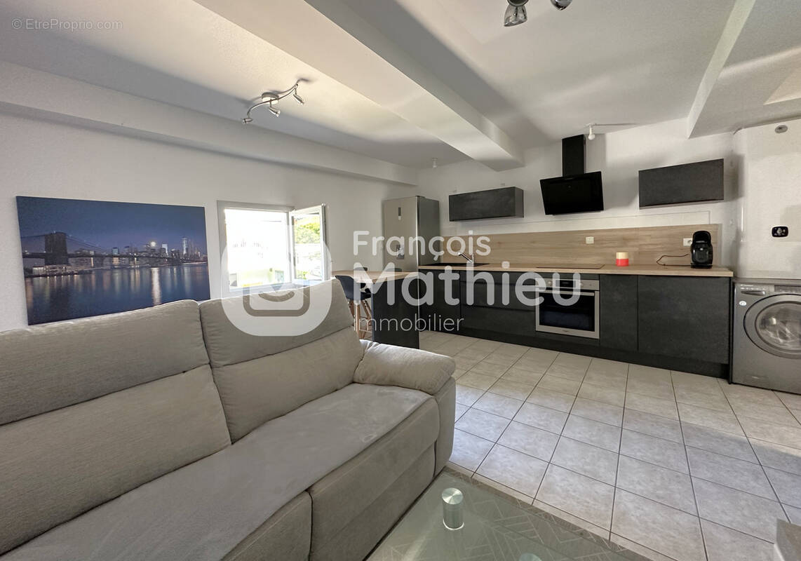 Appartement à CHATILLON-SUR-CHALARONNE