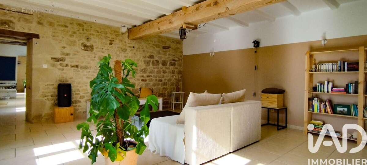 Maison 152 m² à Cherbonnieres  - photo 5