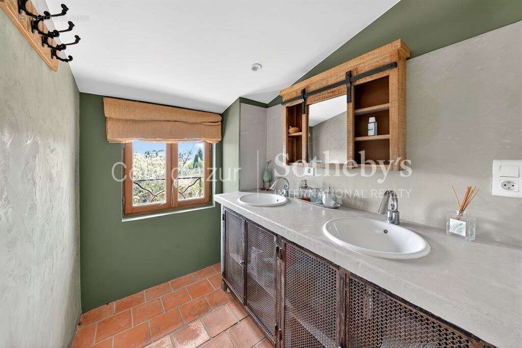Maison à GRASSE