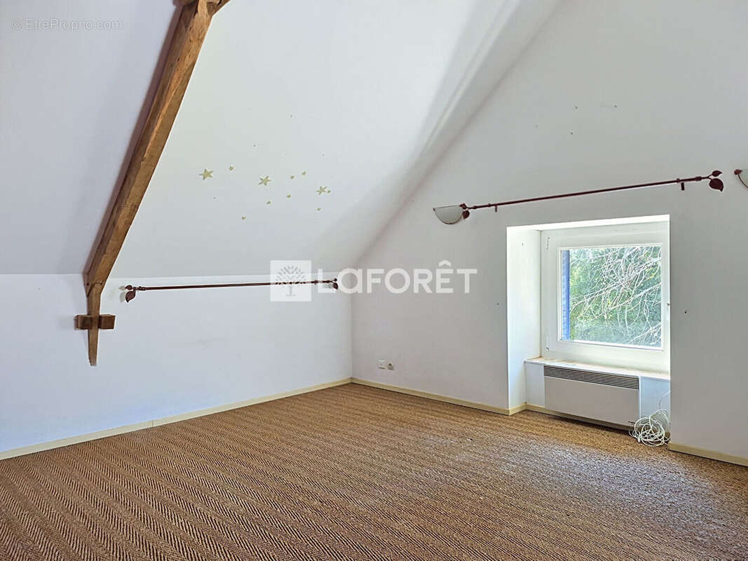 Maison à SERENT