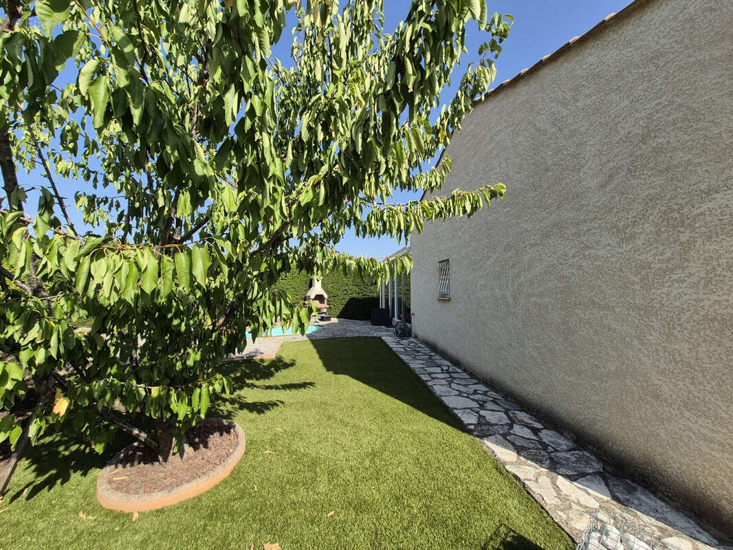 Maison PP - 3 chambres, jardin, garage - photo 6
