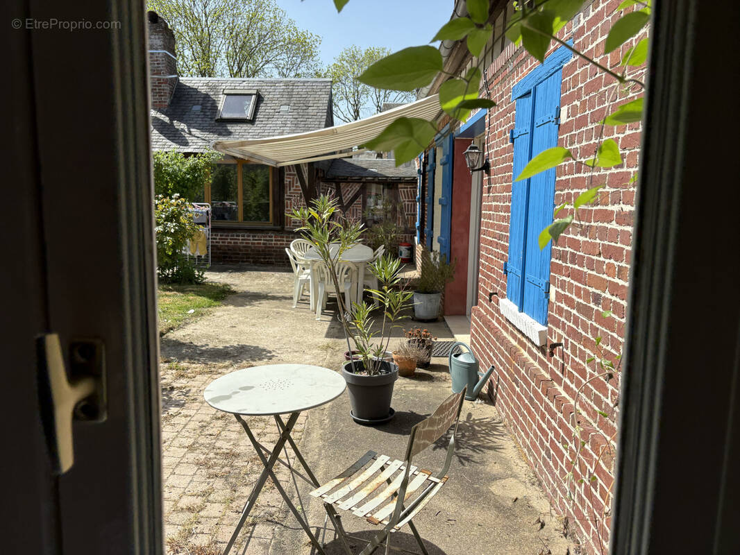 Maison à ESCLES-SAINT-PIERRE
