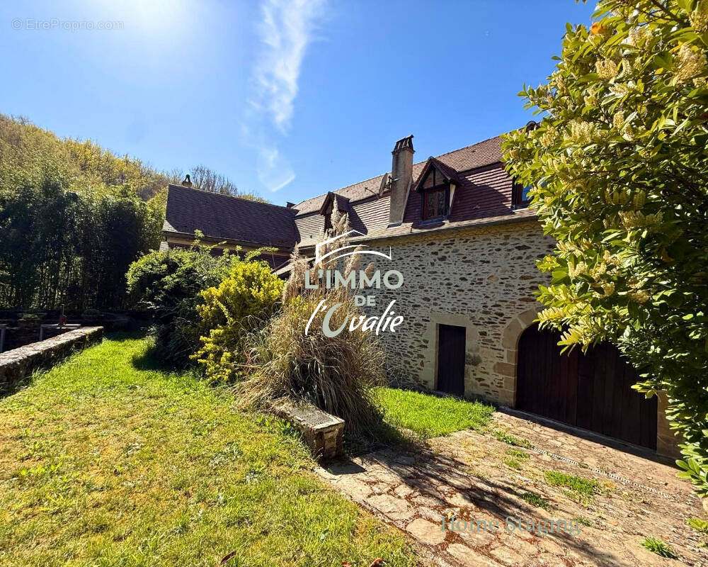 Maison à GAGNAC-SUR-CERE