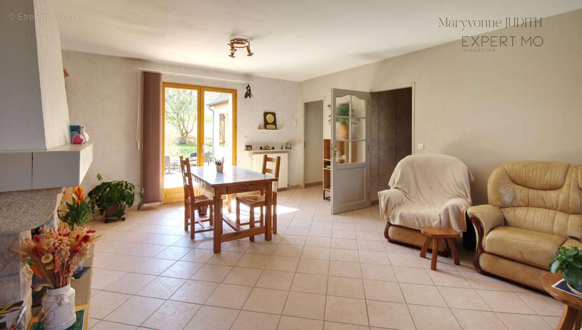 Maison à VILLIERS-SUR-MORIN