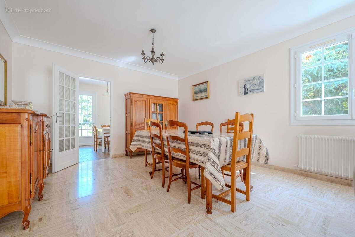 Maison à SAINT-JULIEN-DES-LANDES