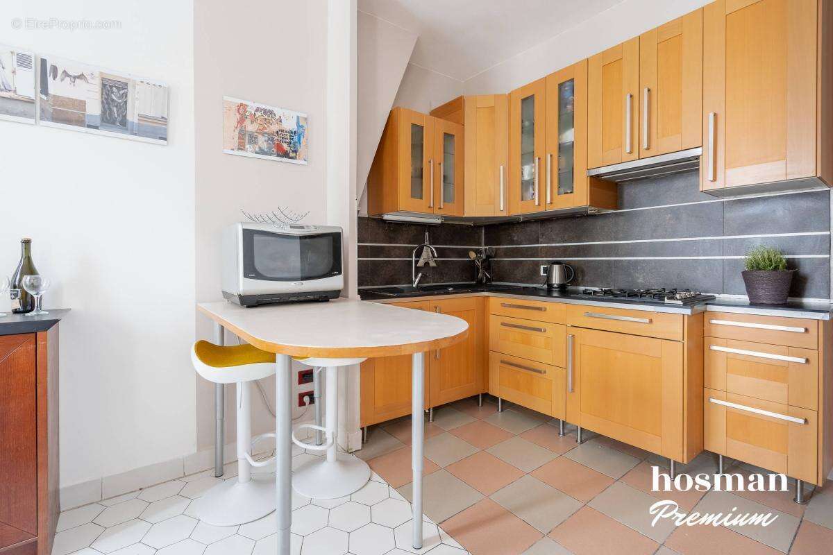Appartement à PARIS-18E