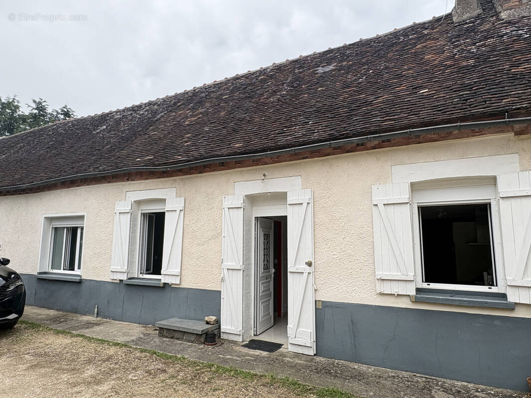 Maison à ROUSSON