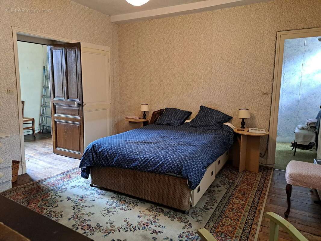 Maison à MONTMORILLON