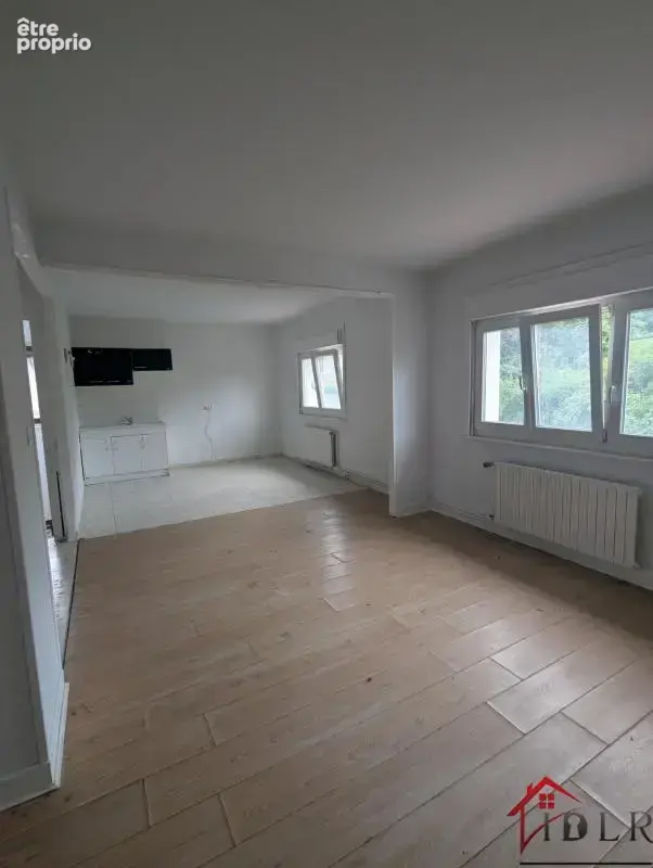 Immeuble investissement avec local et appartement Vaite - photo 2