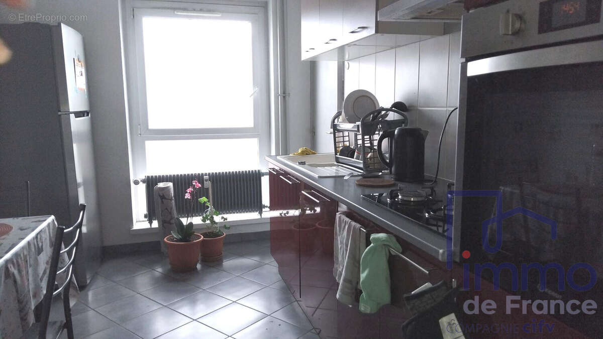 Appartement à SAINT-ETIENNE