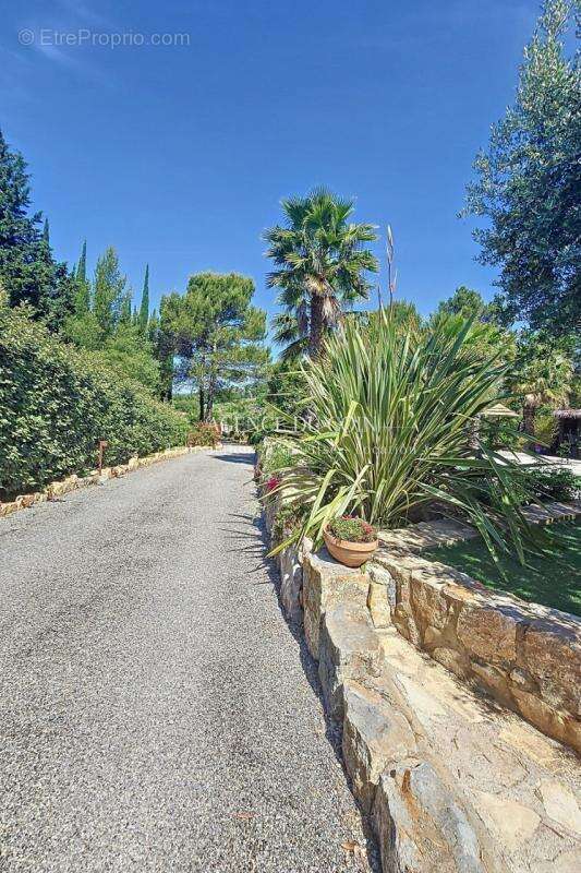 Maison à DRAGUIGNAN