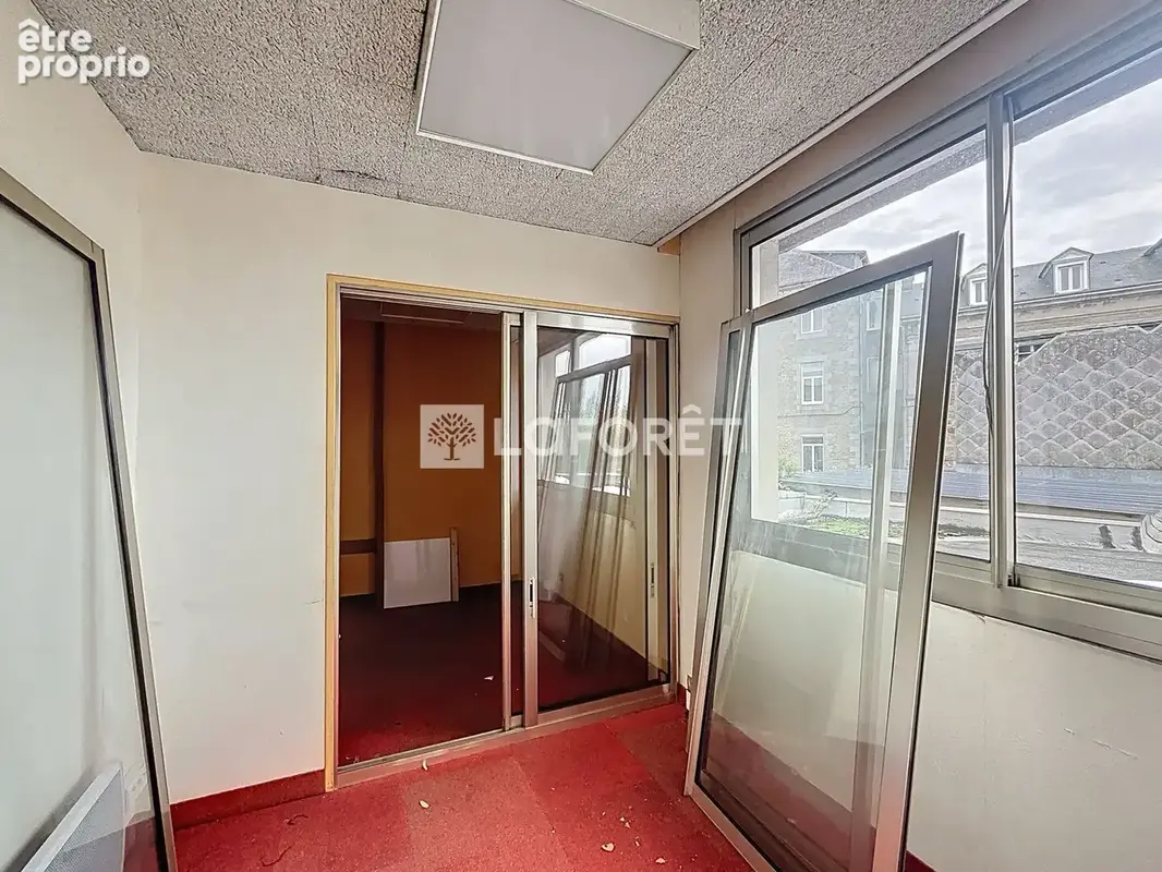 Bureaux Flers 450 m² - photo 7