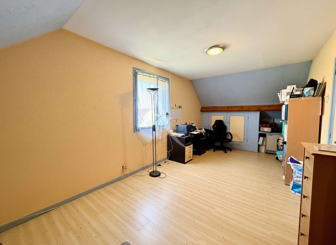 Maison Bailleau Le Pin 7 pièces 126 m2 - photo 10
