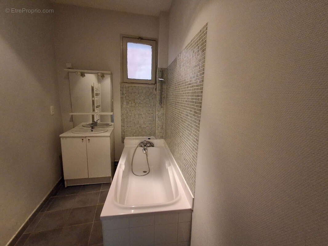 Appartement  T2 centre ville - photo 7