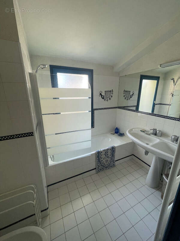 Maison à LES PORTES-EN-RE