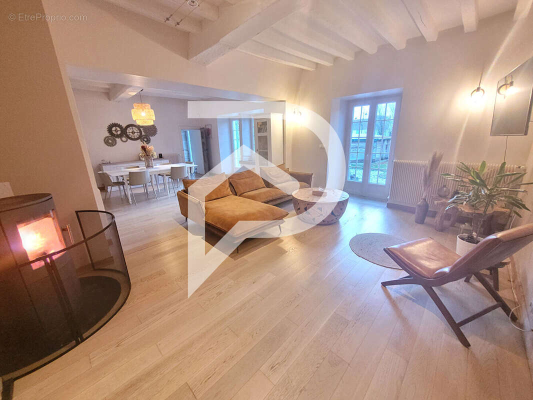 Maison à BLESSONVILLE