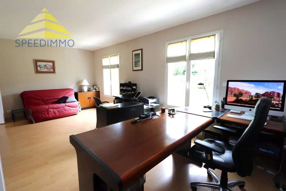 Maison à VILLECRESNES