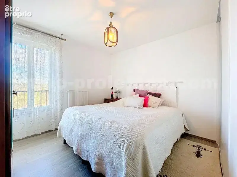 Appartement_T4_Ville_la_grand_Genève_Ceva_tram_Suisse__attique_famille_séjour_salle_a_manger_salon_cuisine_ouverte_chambre_salle_de_bain_terrasse_