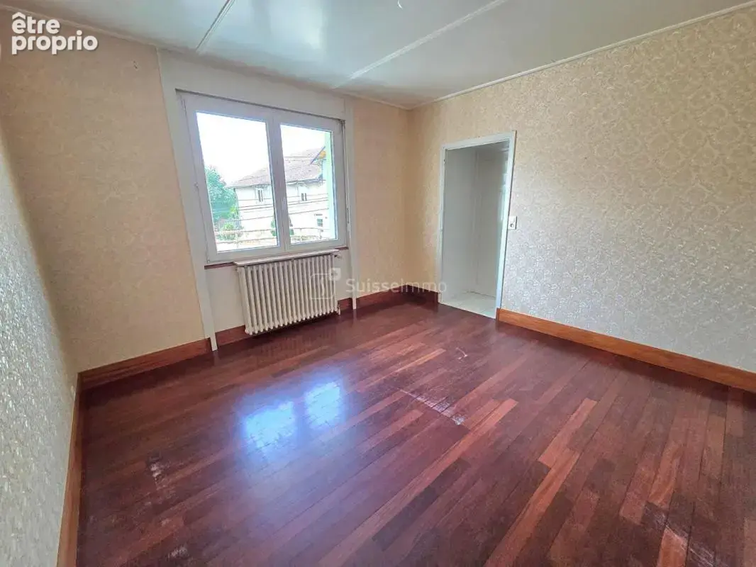 Appartement t4 91.26 m² 159000 euros - photo 4