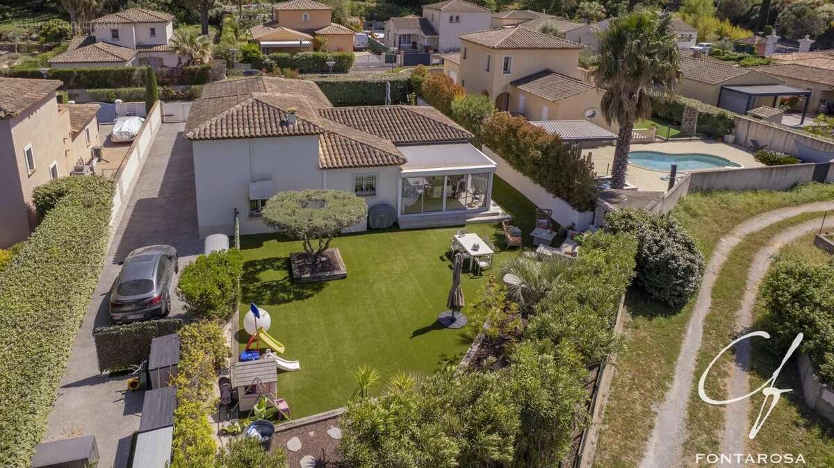 Maison à FREJUS