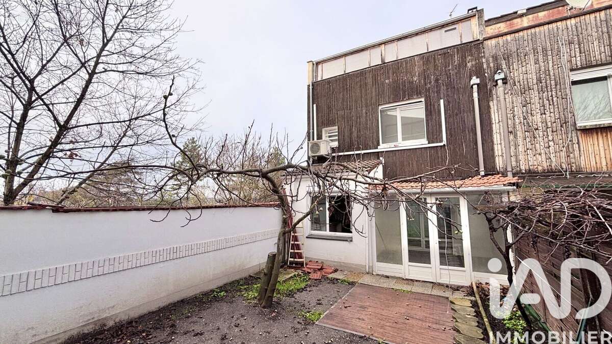 Photo 2 - Maison à SAINT-ETIENNE