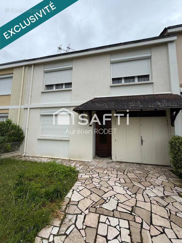 Photo 1 - Maison à CHATEAUROUX