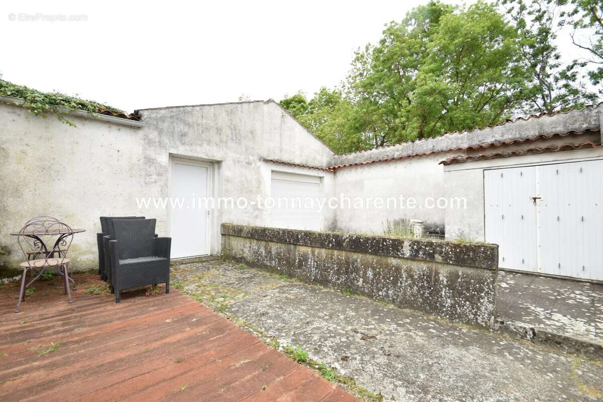 Maison à TONNAY-CHARENTE