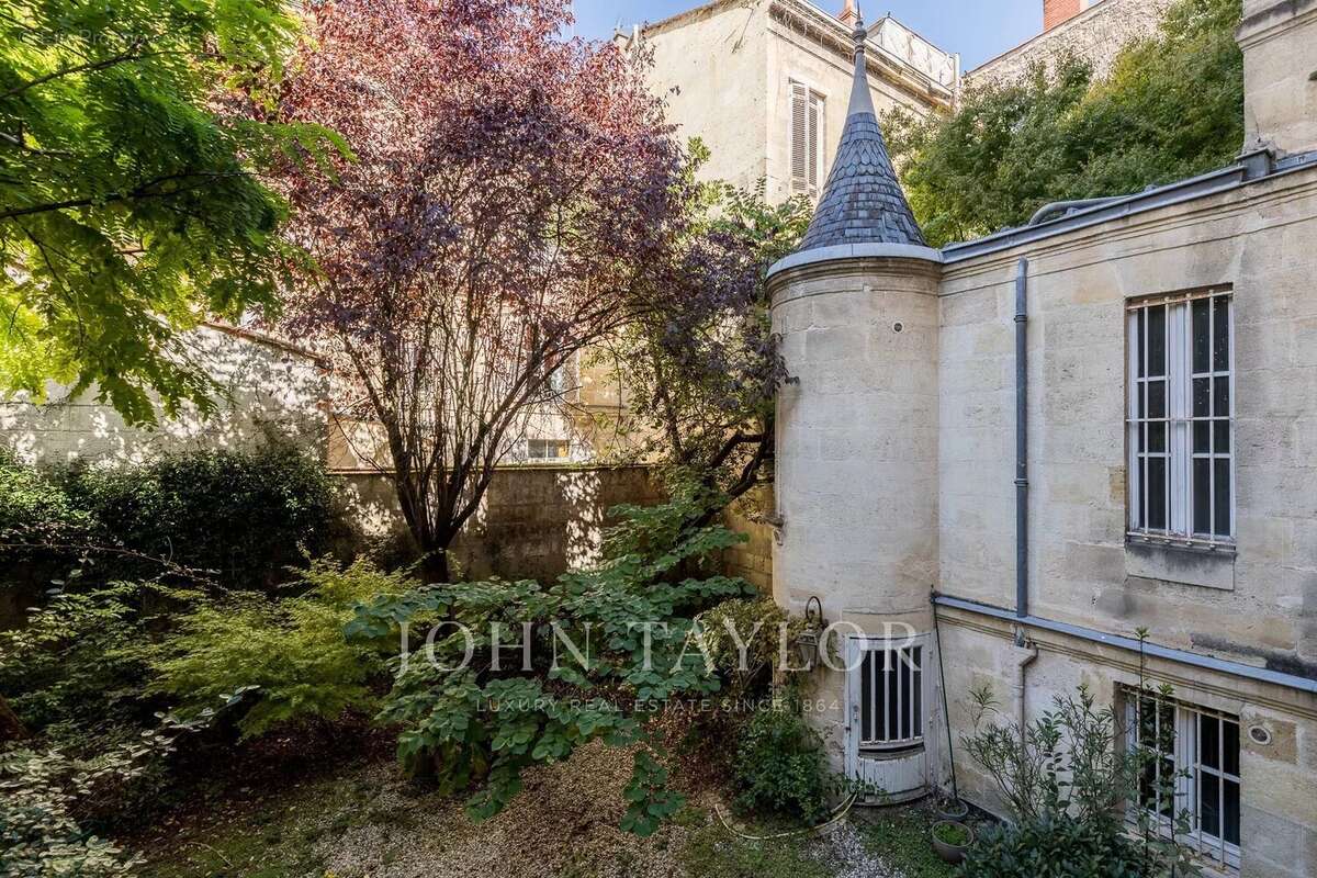 Appartement à BORDEAUX