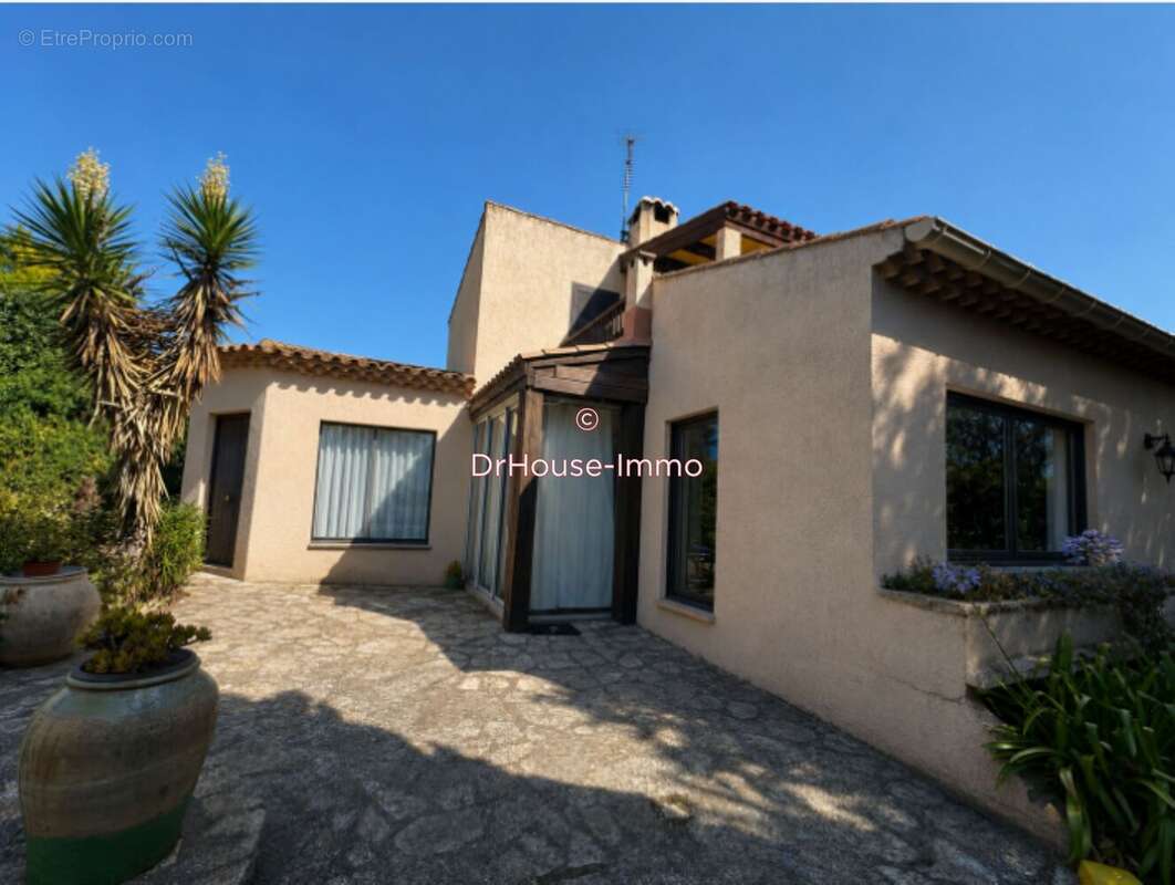 Maison 183 m² à Agde  - photo 5