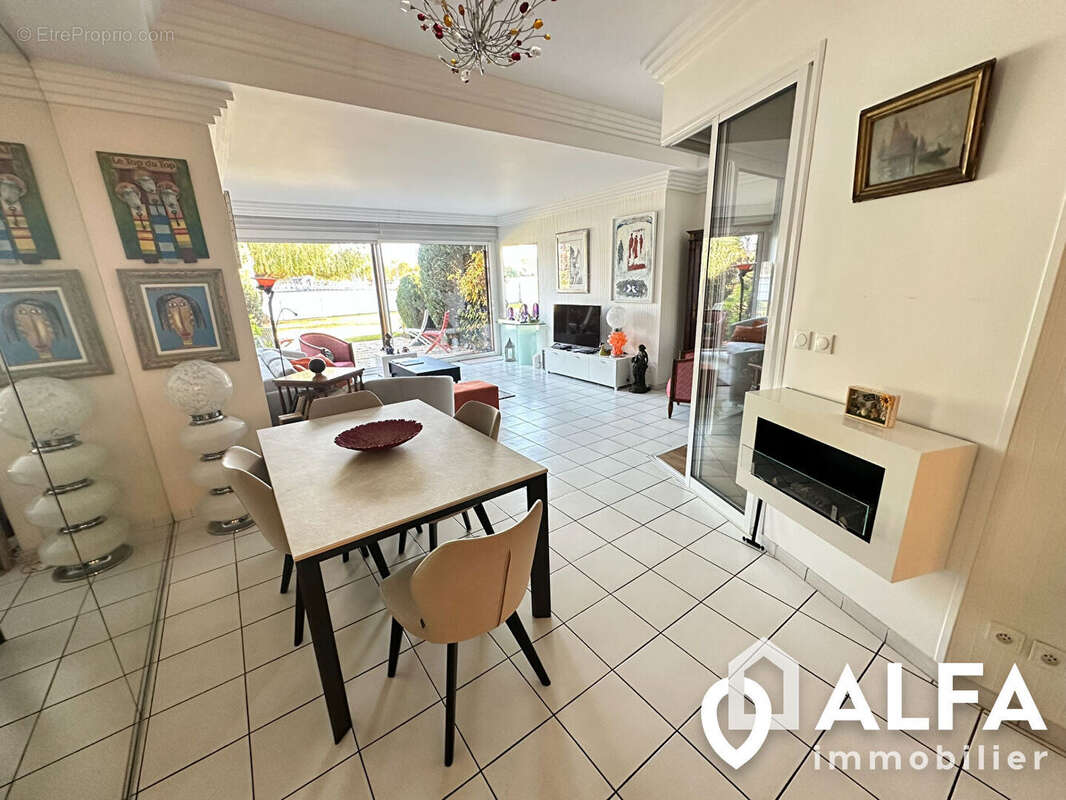 Appartement à ENGHIEN-LES-BAINS