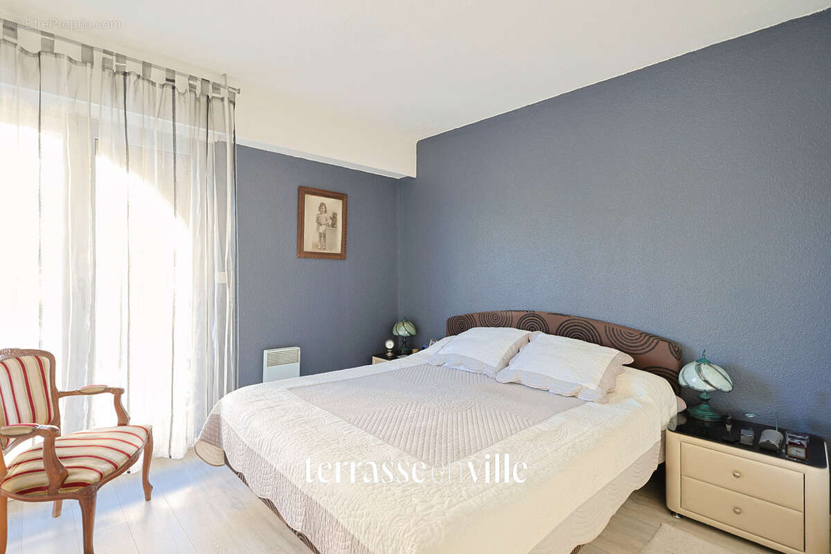 Appartement à HYERES