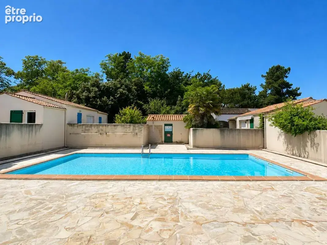 Maison 2 chambres à 600 m de la plage de Chaucre – Piscine et jardin - photo 12