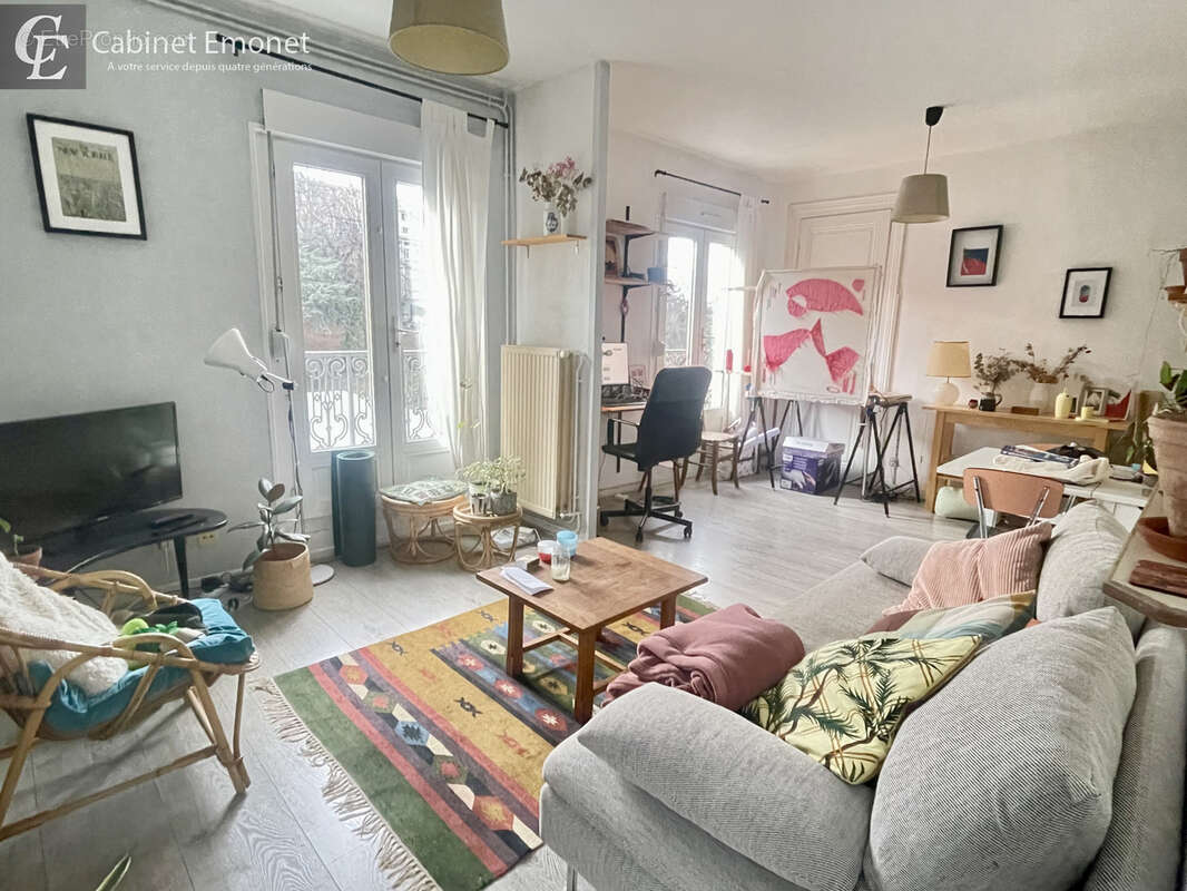 Appartement à SAINT-ETIENNE