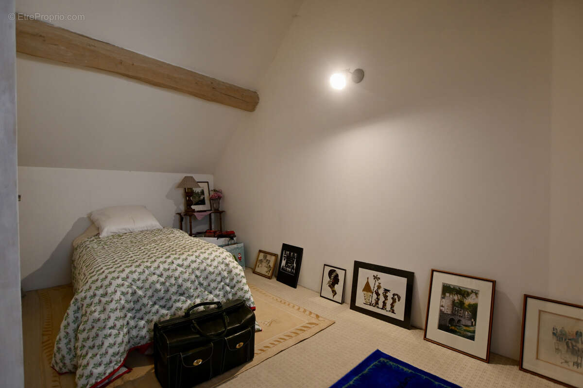 Maison à NEUFFONTAINES