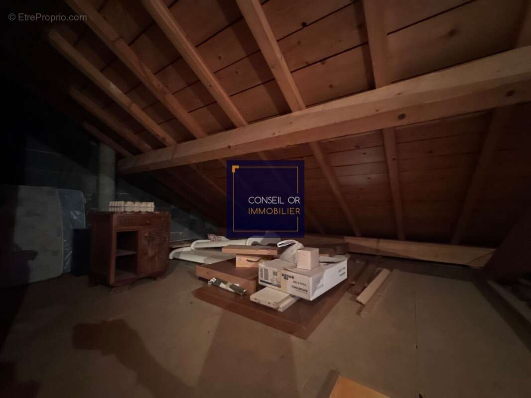 Maison à SAINTE-FOY-LES-LYON