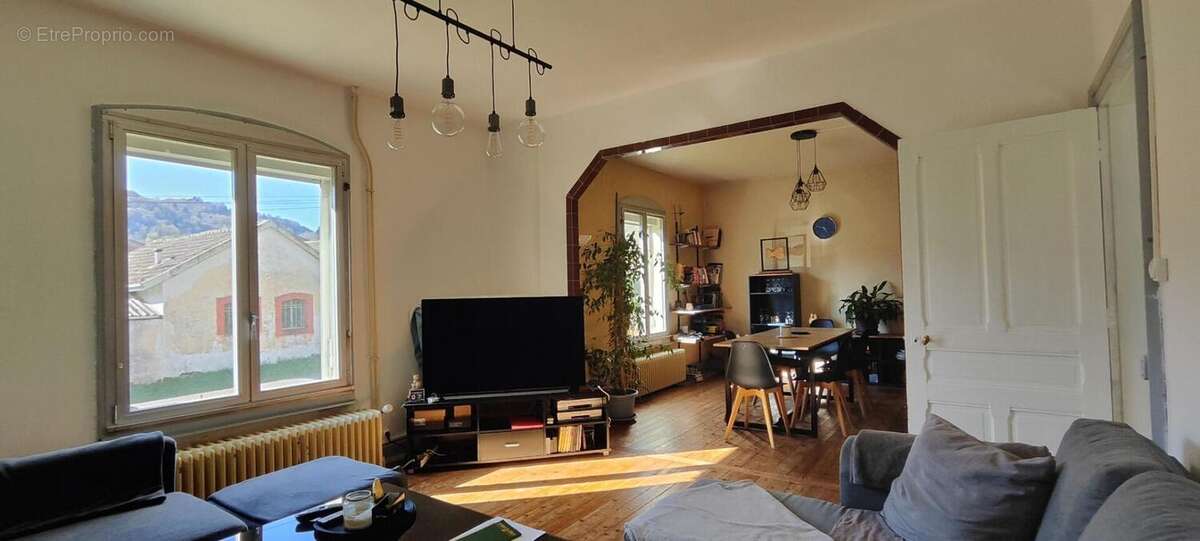 Maison 124m² sur un terrain de 6364 m² - photo 2